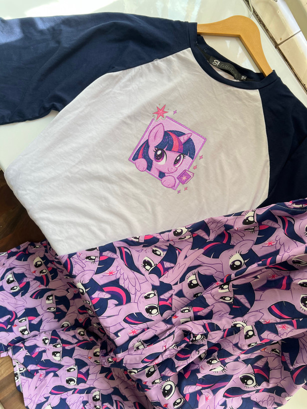 ست تیشرت و پیژامه دخترانه طرح توایلایت پونی